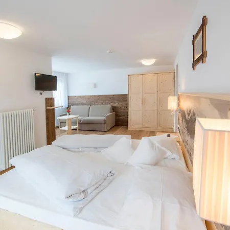 Hotel Riposo Al Bosco-waldruhe 3*