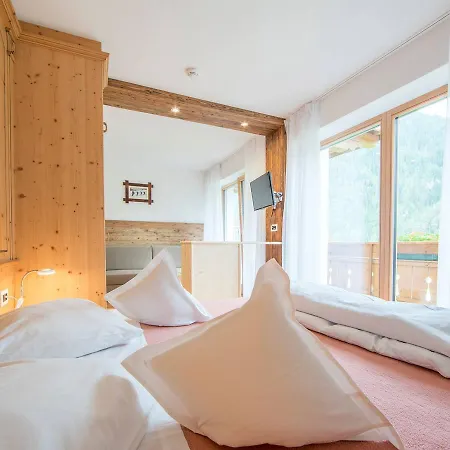 Riposo Al Bosco-waldruhe Hotel 3*
